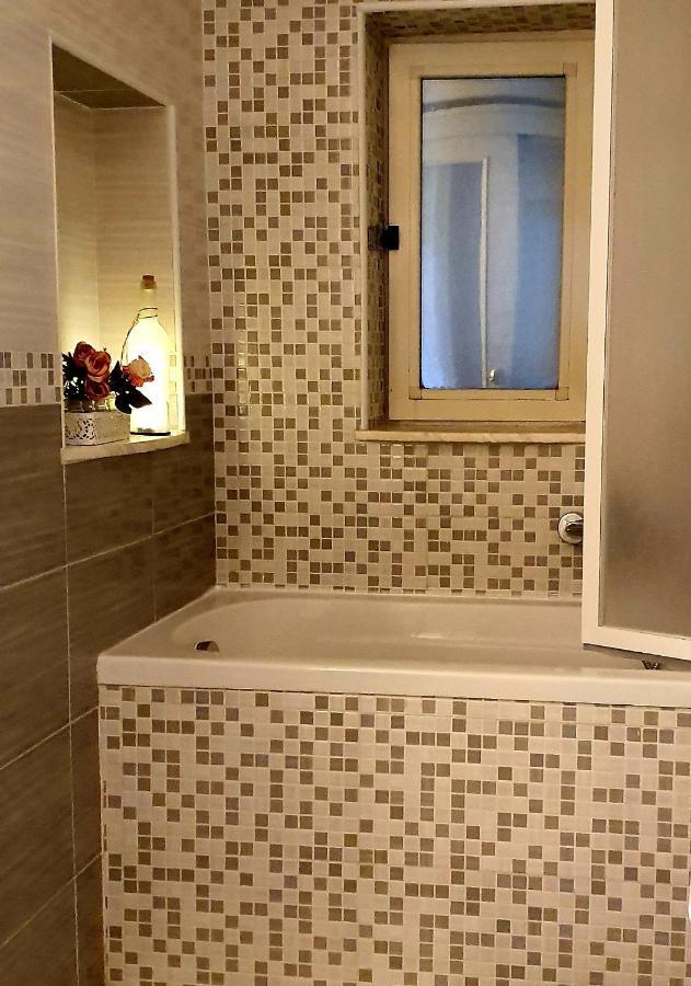 La Maison Di Wanda Bed & Breakfast Napoli Dış mekan fotoğraf